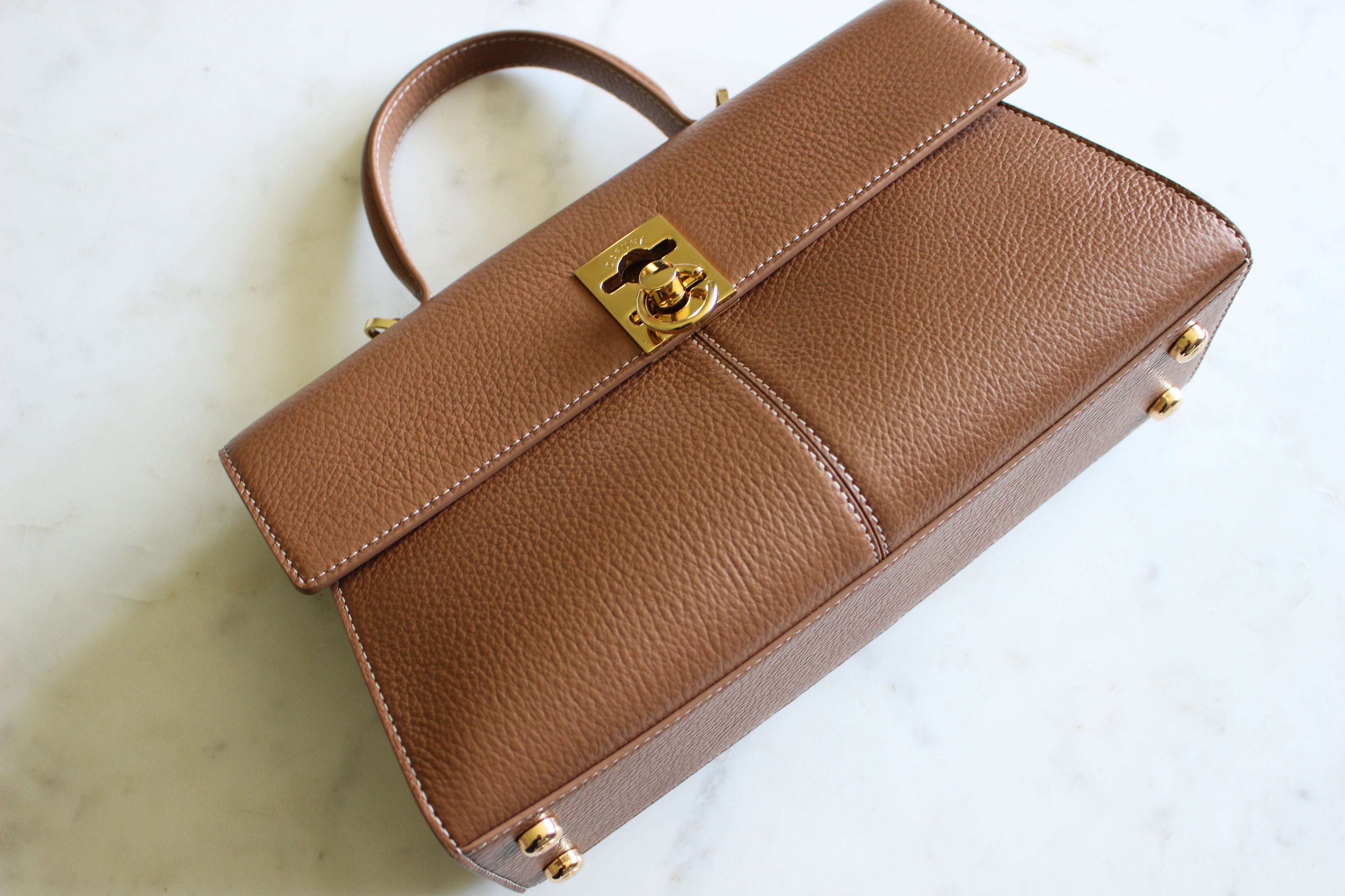 Cafune Medium Stance Bag with Gold Round Handbag Heels Purse Feet